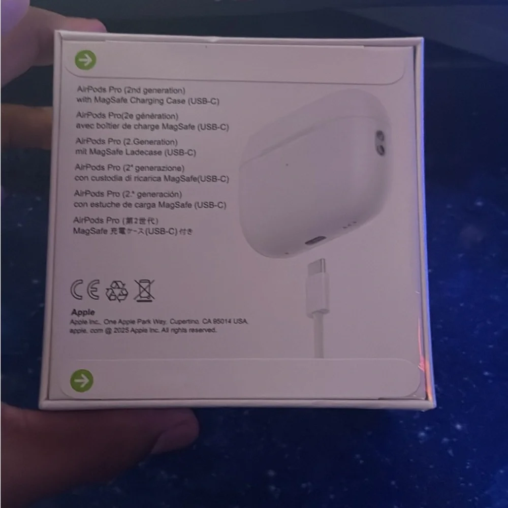 Apple Wireless Earbuds with Charging Case - White